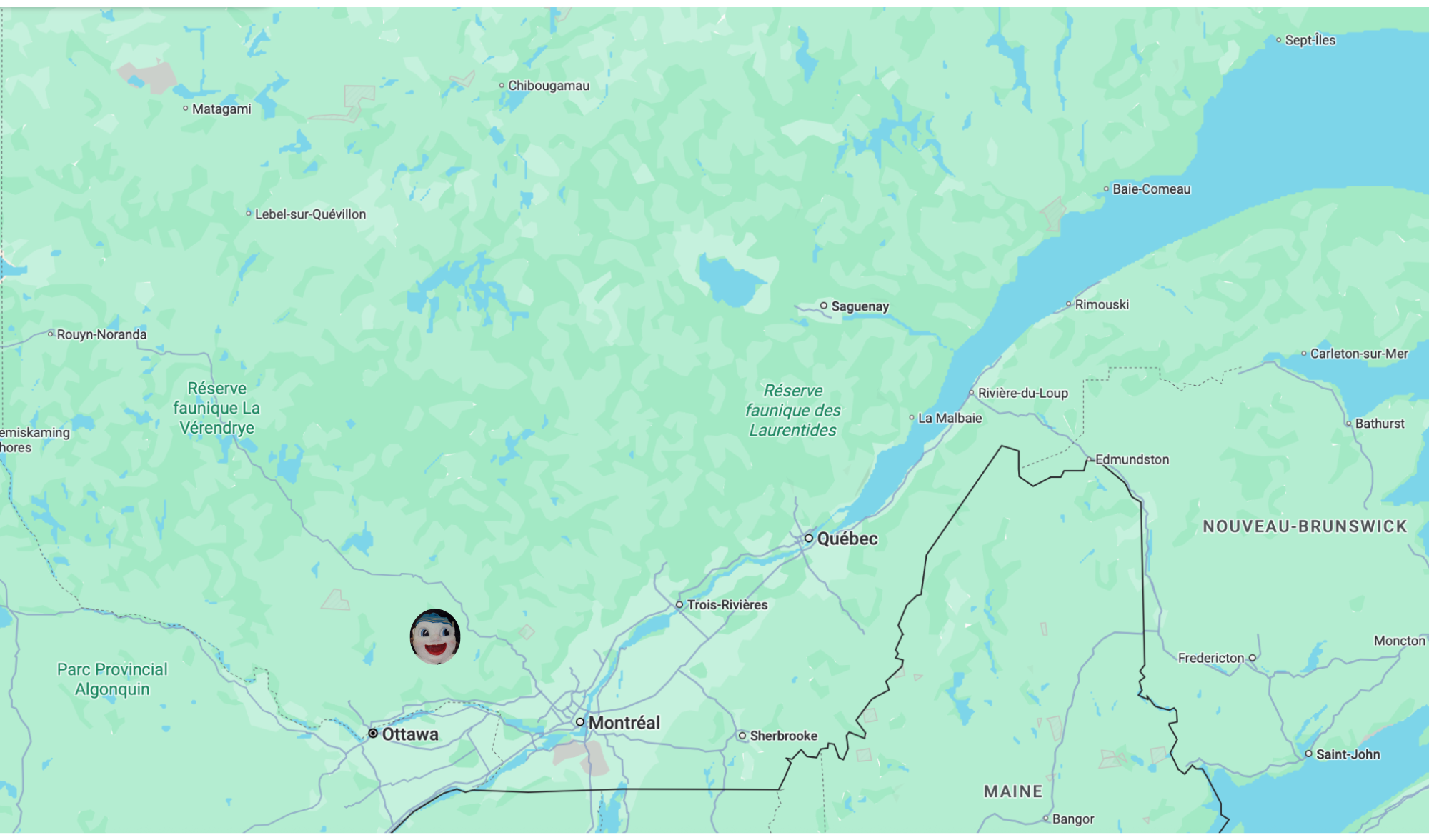 Brébeuf est situé dans les Laurentides à 10 kilomètres de la ville de Mont-Tremblant
