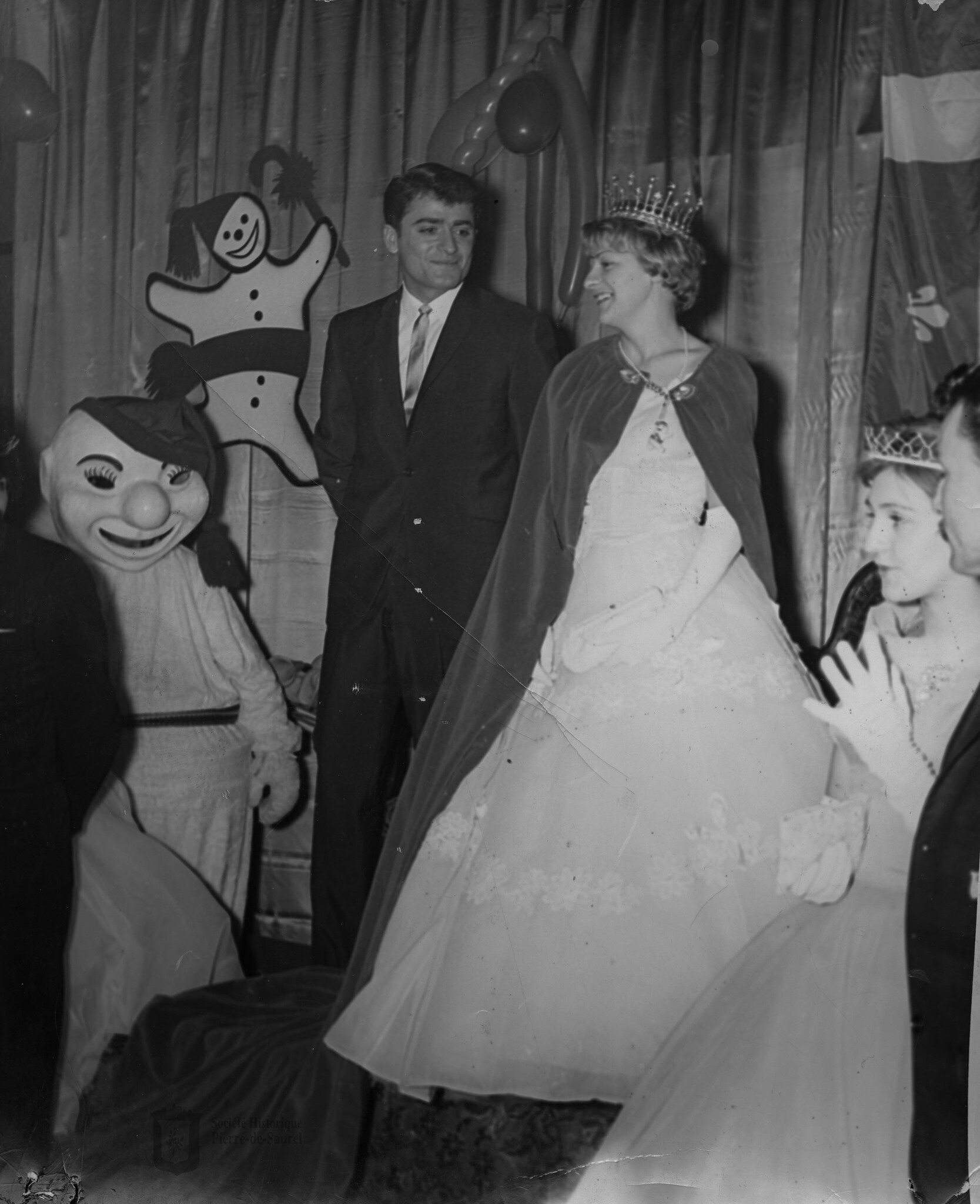 Bonhomme avec Michel Louvain et une duchesse. Source: Société historique Pierre-de-Saurel 