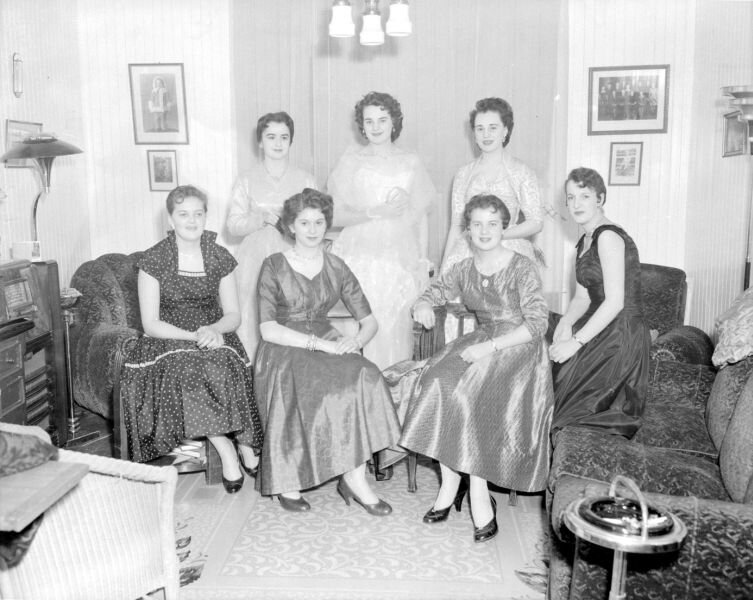 La Reine du Commerce et ses duchesses. Source : BAnQ  